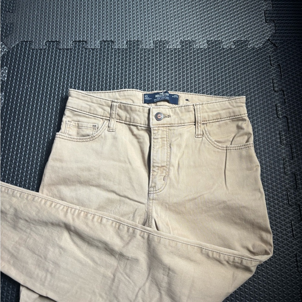 Beige High-Waisted Khaki